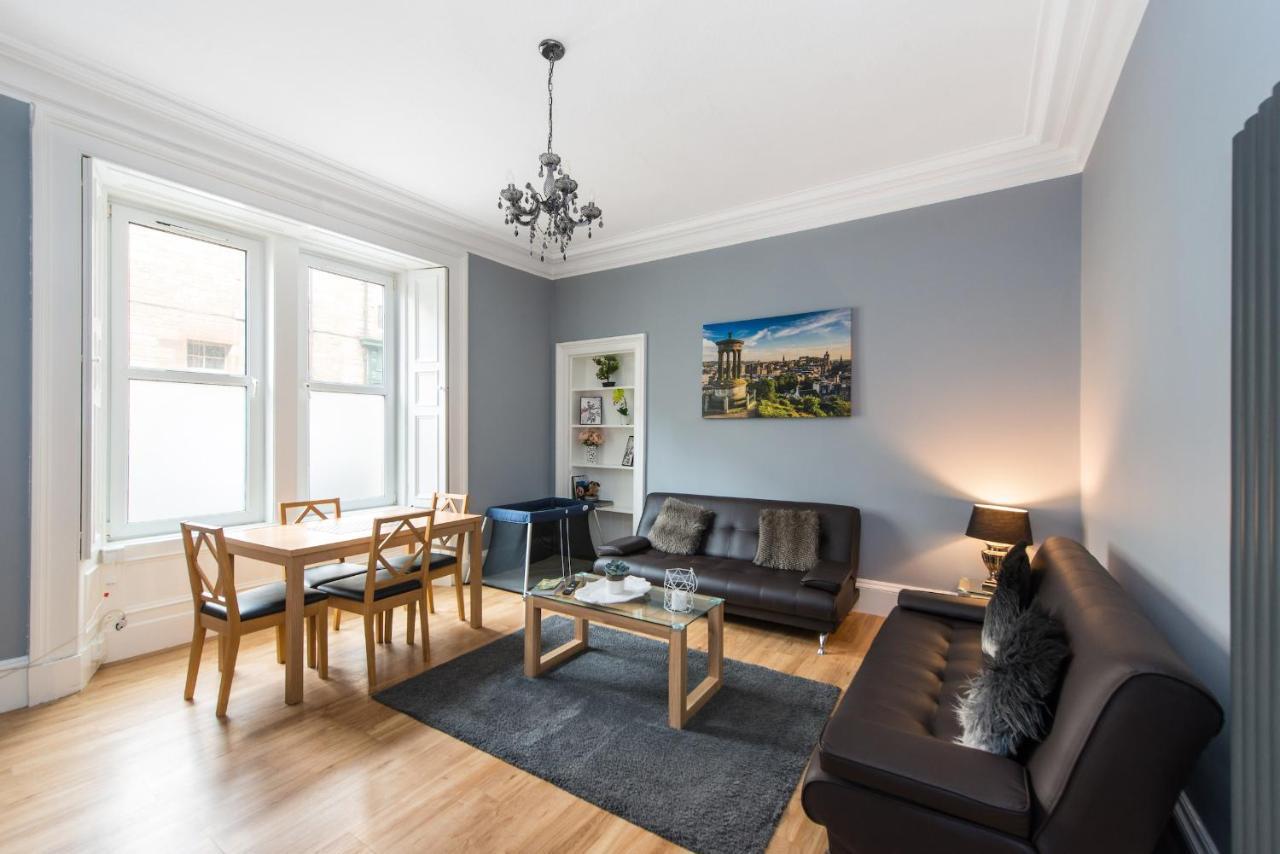 Large 1 bedroom apartment with free parking EDI Buitenkant foto